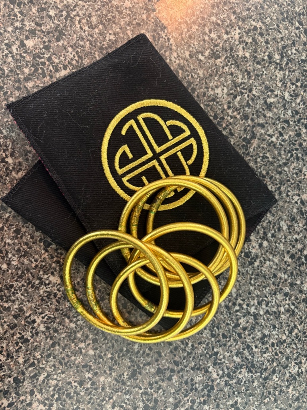 Authentic budha girl bangles set of 7
